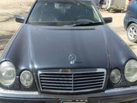 Mercedes-Benz E 280 1998 года за 3 700 000 тг. в Жезказган