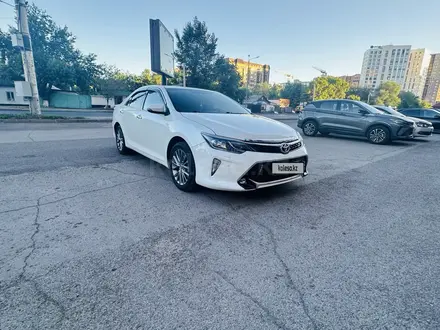 Toyota Camry 2017 года за 12 500 000 тг. в Астана – фото 4
