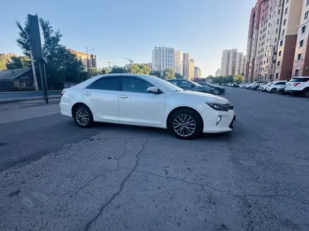 Toyota Camry 2017 года за 12 500 000 тг. в Астана – фото 5