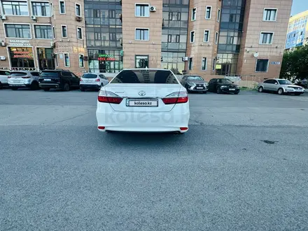 Toyota Camry 2017 года за 12 500 000 тг. в Астана – фото 9