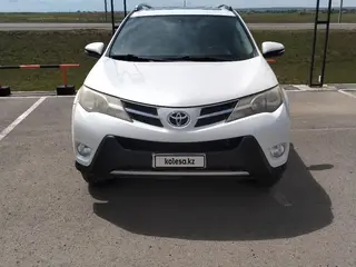 Toyota RAV4, 2014