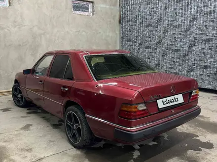 Mercedes-Benz E 230 1992 года за 1 000 000 тг. в Шымкент – фото 12