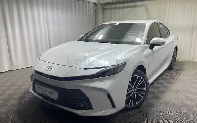 Toyota Camry Luxe eCVT 2026 года за 23 500 000 тг. в Алматы