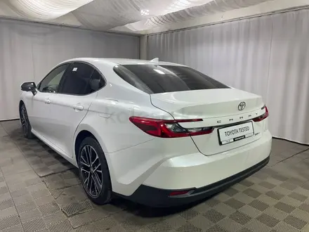 Toyota Camry Luxe eCVT 2026 года за 23 500 000 тг. в Алматы – фото 2