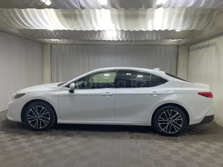 Toyota Camry Luxe eCVT 2026 года за 23 500 000 тг. в Алматы – фото 3