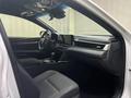 Toyota Camry Luxe eCVT 2026 года за 23 500 000 тг. в Алматы – фото 6