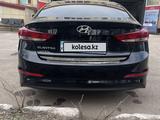 Hyundai Elantra 2018 года за 7 700 000 тг. в Караганда – фото 3