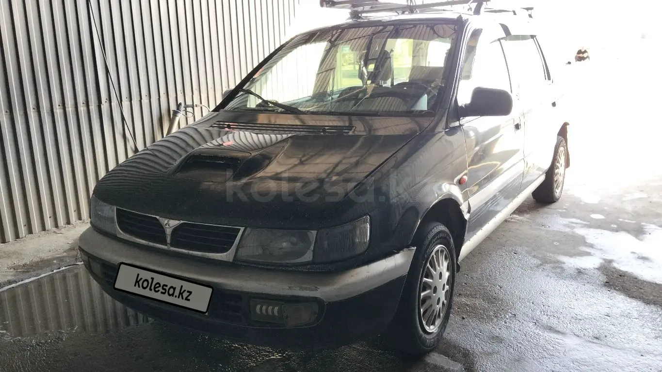 Mitsubishi Space Wagon, 1996