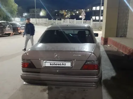 Mercedes-Benz E 300 1992 года за 1 500 000 тг. в Жезказган – фото 2