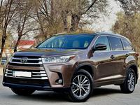 Toyota Highlander 2018 года за 17 200 000 тг. в Алматы