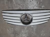 Решетка радиатора Mercedes W203үшін25 000 тг. в Алматы