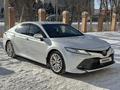 Toyota Camry 2018 годаүшін15 000 000 тг. в Актобе – фото 3