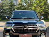 Toyota Land Cruiser 2021 годаfor45 300 000 тг. в Астана