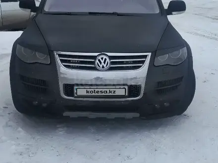 Volkswagen Touareg 2006 года за 7 000 000 тг. в Костанай – фото 8