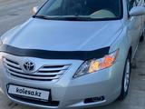 Toyota Camry 2007 года за 7 000 000 тг. в Атырау – фото 2