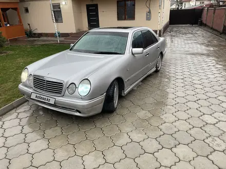 Mercedes-Benz E 430 1999 годаүшін4 000 000 тг. в Алматы