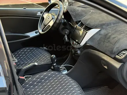 Hyundai Accent 2013 года за 3 100 000 тг. в Астана – фото 2