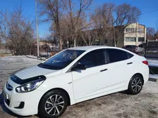 Hyundai Accent, 2012