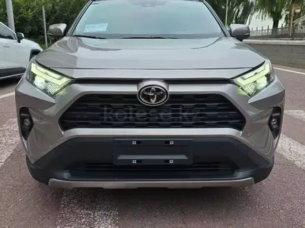 Toyota RAV4 2023 года за 15 000 000 тг. в Алматы – фото 2