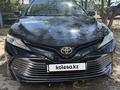 Toyota Camry 2018 года за 14 000 000 тг. в Атырау
