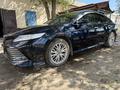 Toyota Camry 2018 года за 14 000 000 тг. в Атырау – фото 2