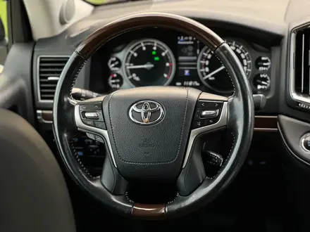 Toyota Land Cruiser 2017 года за 34 000 000 тг. в Актобе – фото 26