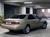 Toyota Camry 2000 года за 3 000 000 тг. в Астана – фото 3