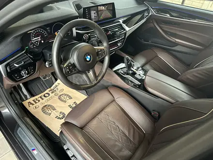 BMW 530 2019 года за 19 200 000 тг. в Алматы – фото 9