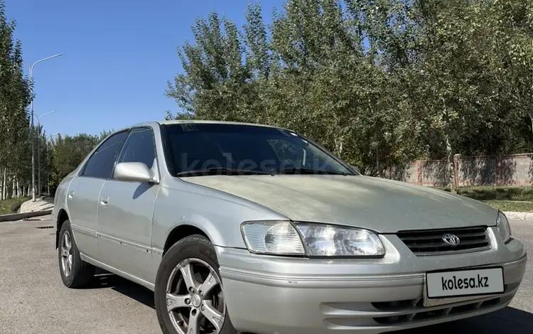 Toyota Camry 2000 годаүшін3 000 000 тг. в Алматы