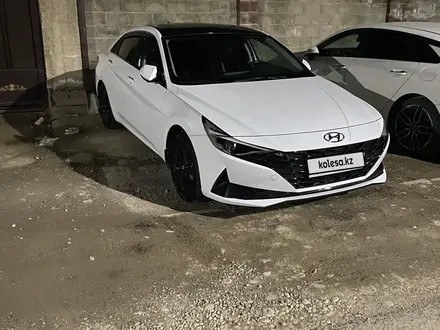 Hyundai Elantra 2023 года за 9 200 000 тг. в Шымкент