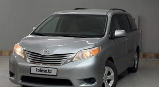 Toyota Sienna 2015 года за 13 100 000 тг. в Астана