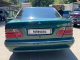 Mercedes-Benz E 320 2000 годаfor4 150 000 тг. в Алматы – фото 5