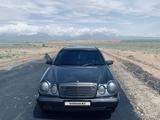 Mercedes-Benz E 230 1996 годаүшін2 300 000 тг. в Жаркент – фото 4