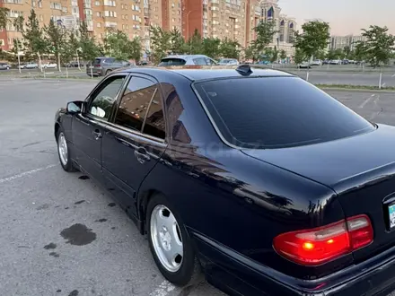 Mercedes-Benz E 320 1999 года за 3 800 000 тг. в Астана – фото 6