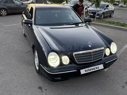 Mercedes-Benz E 320 1999 года за 3 800 000 тг. в Астана – фото 10