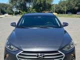 Hyundai Elantra 2018 года за 7 000 000 тг. в Усть-Каменогорск – фото 3