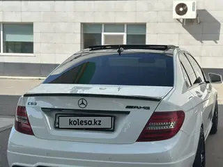 Mercedes-Benz C 250