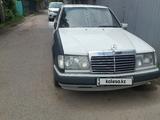 Mercedes-Benz E 260 1991 годаүшін1 100 000 тг. в Алматы – фото 3