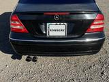 Mercedes-Benz C 240 2002 года за 3 200 000 тг. в Караганда – фото 5