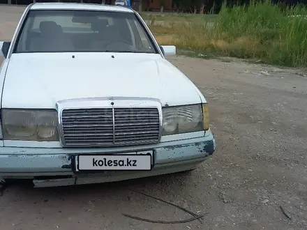 Mercedes-Benz E 230 1991 года за 800 000 тг. в Тараз – фото 2