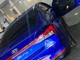 Hyundai Elantra 2022 годаfor10 500 000 тг. в Семей – фото 3