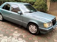 Mercedes-Benz E 200 1991 годаүшін700 000 тг. в Астана