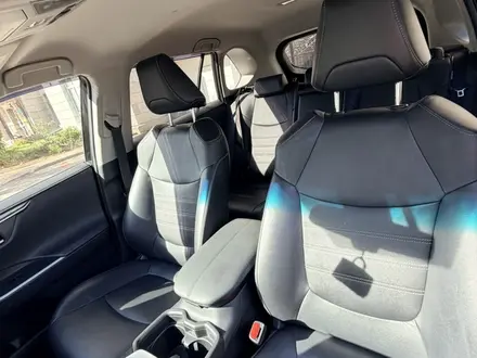 Toyota RAV4 2022 года за 15 450 000 тг. в Астана – фото 12