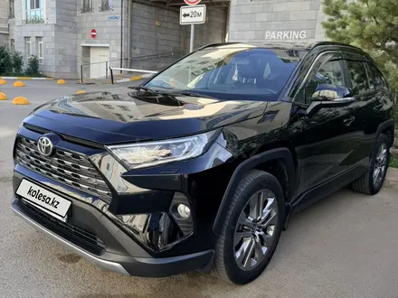 Toyota RAV4 2022 года за 15 450 000 тг. в Астана – фото 5