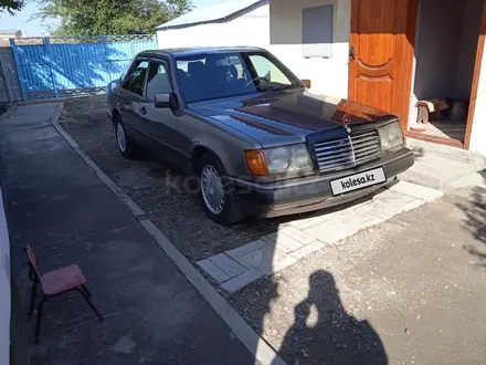 Mercedes-Benz E 230 1989 года за 1 350 000 тг. в Уштобе – фото 3