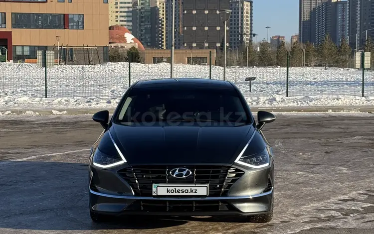 Hyundai Sonata 2023 годаүшін12 800 000 тг. в Астана