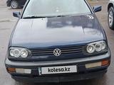 Volkswagen Golf 1994 годаүшін1 800 000 тг. в Шахтинск