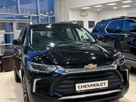 Chevrolet Tracker 2024 года за 10 390 000 тг. в Алматы – фото 2