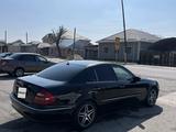 Mercedes-Benz E 320 2004 года за 4 800 000 тг. в Шымкент – фото 2