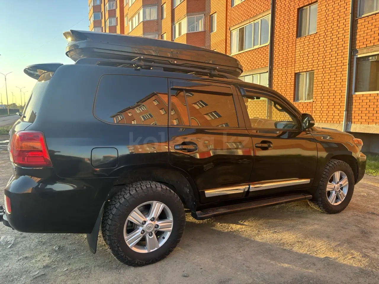 Toyota Land Cruiser, 2012